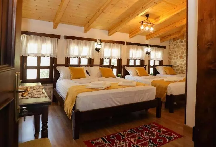 ペンション The House Of Dollma , Inside Kruja Castle