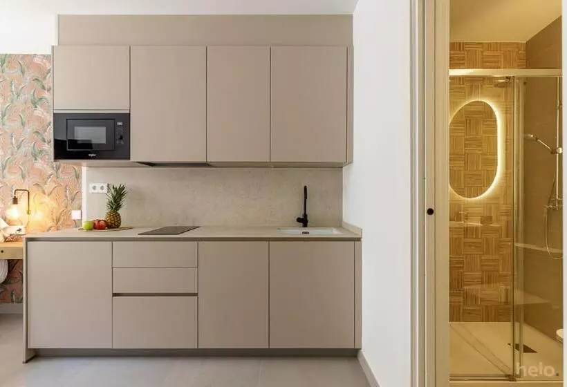 Cervantes Suites By Helo