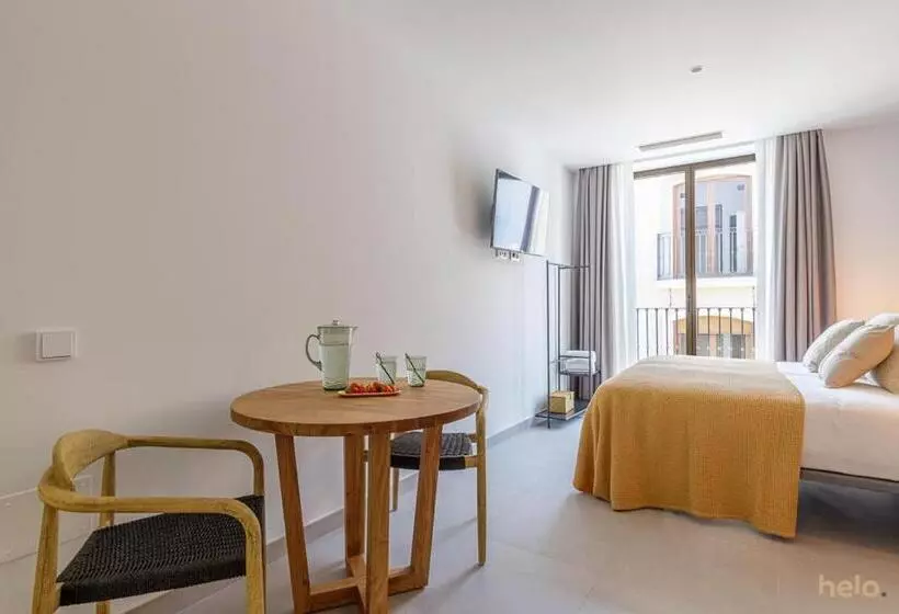 Cervantes Suites By Helo