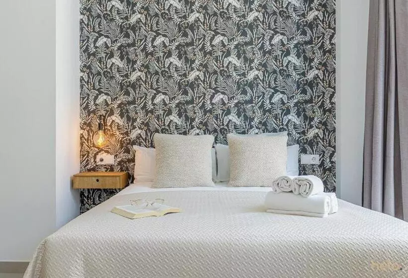 Cervantes Suites By Helo