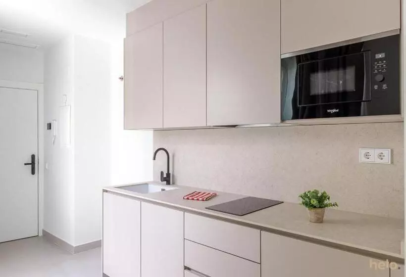 Cervantes Suites By Helo