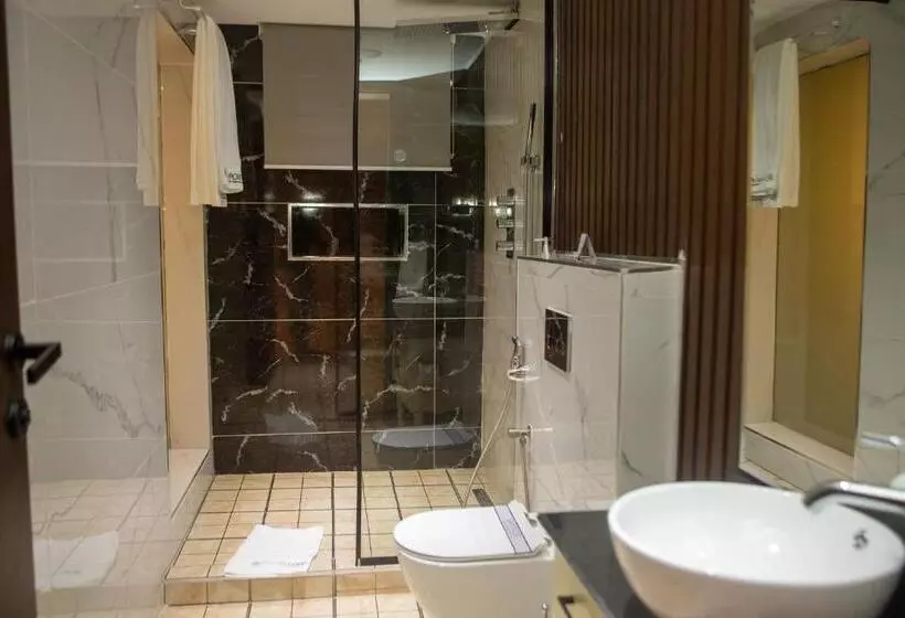 هتل Brickspoint Boutique Apart