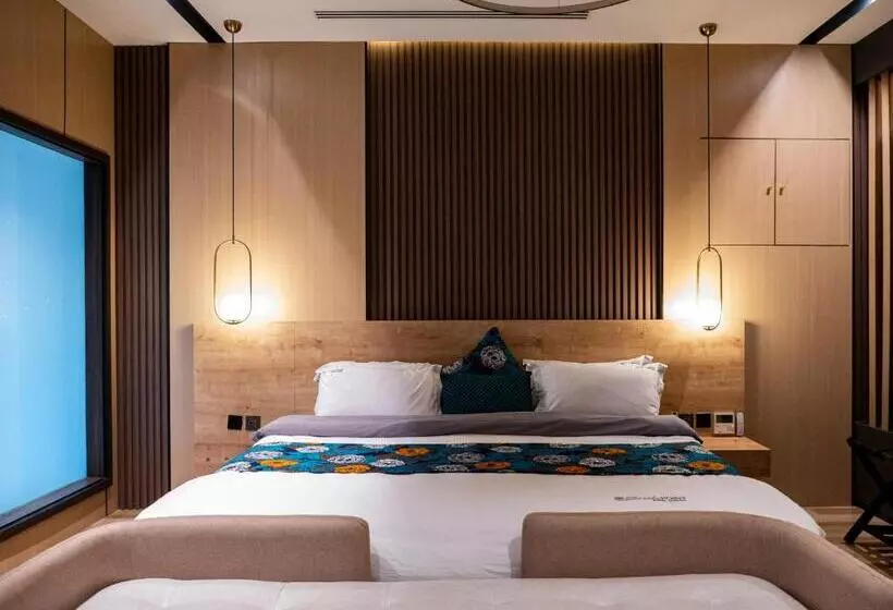 هتل Brickspoint Boutique Apart