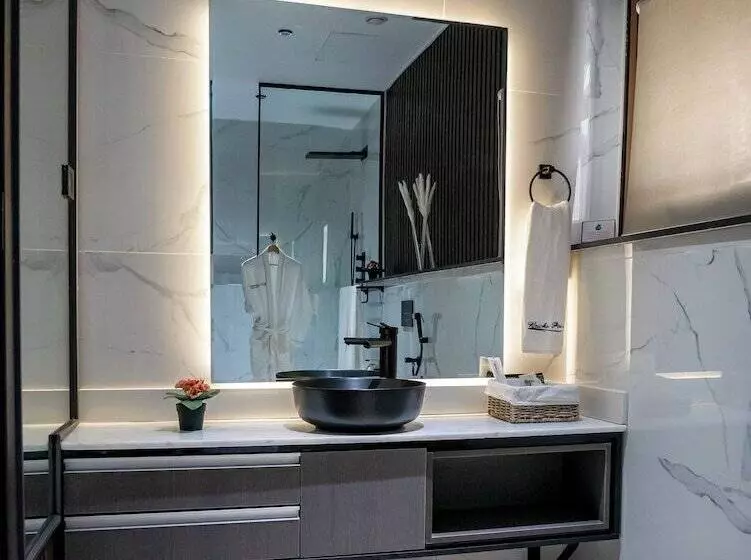 هتل Brickspoint Boutique Apart