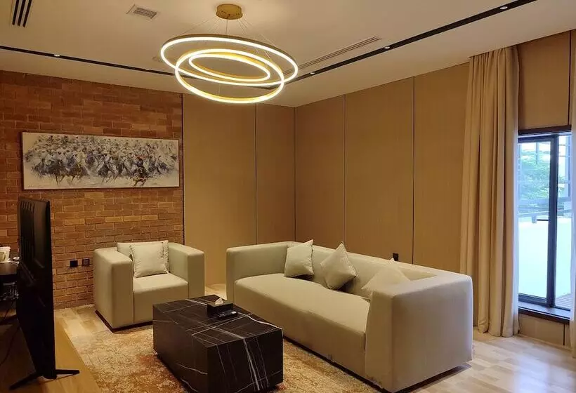 هتل Brickspoint Boutique Apart