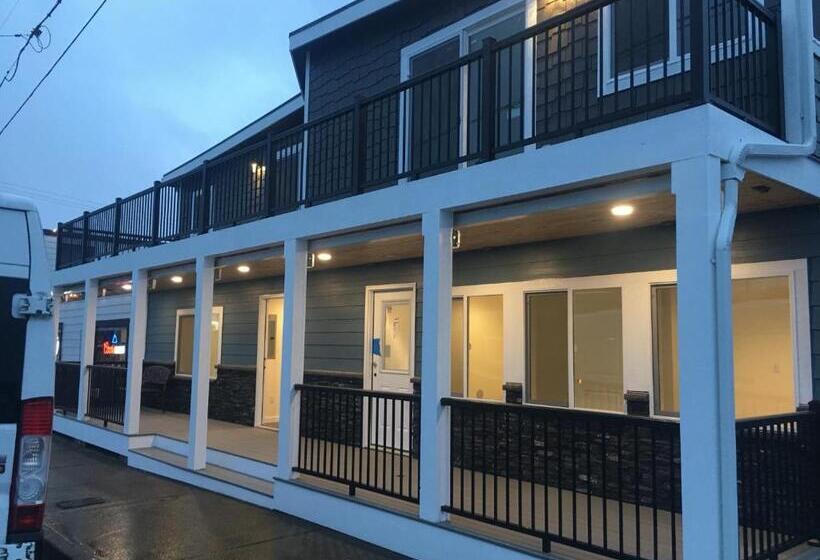 Отель Dock Street Inn