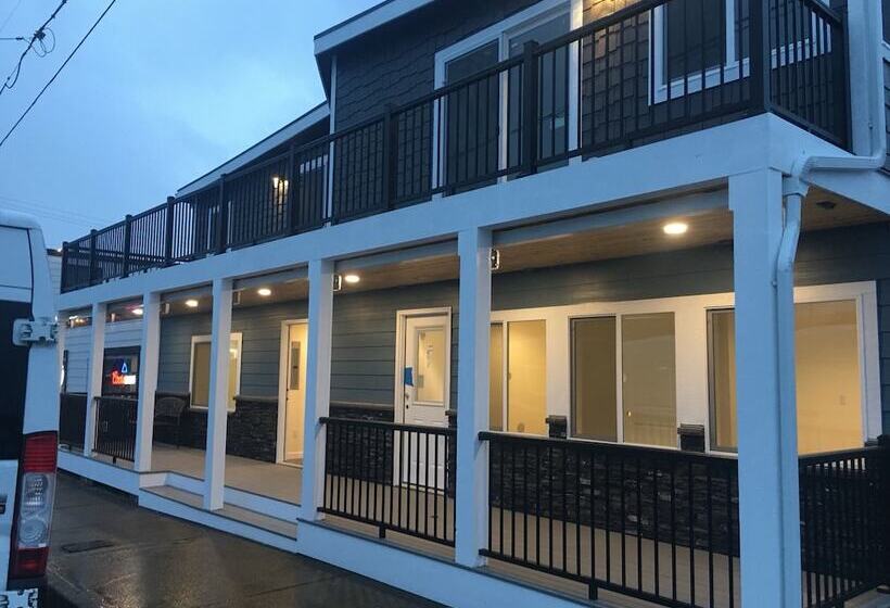 Отель Dock Street Inn