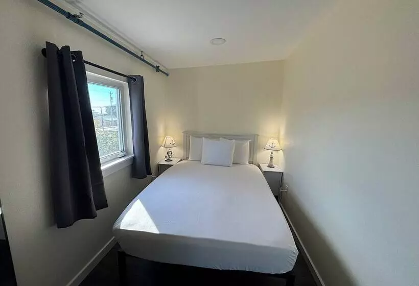 Hotelli Dock Street Inn