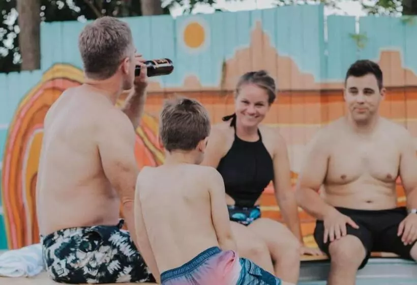 Hotelli Explorer S Haven, Venture Base Unit 5