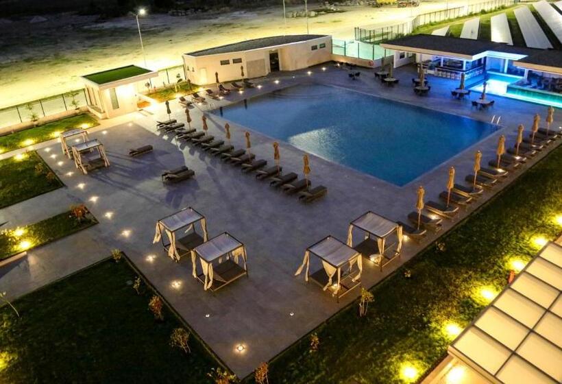 هتل Heliconia Park Lagos Luxury Apartments