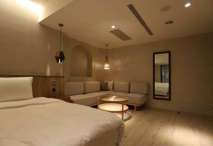 هتل Initial Tainan