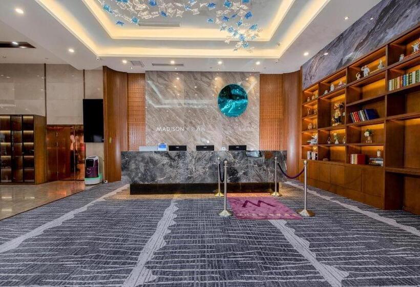 Hotel Madison High Speed Railway Station