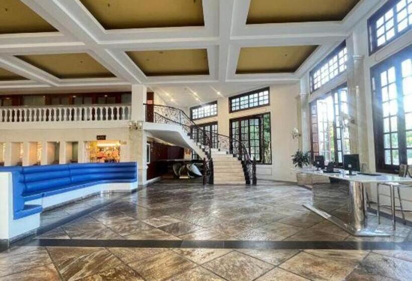 בית מלון כפרי Sanya Summer Beach Sea View