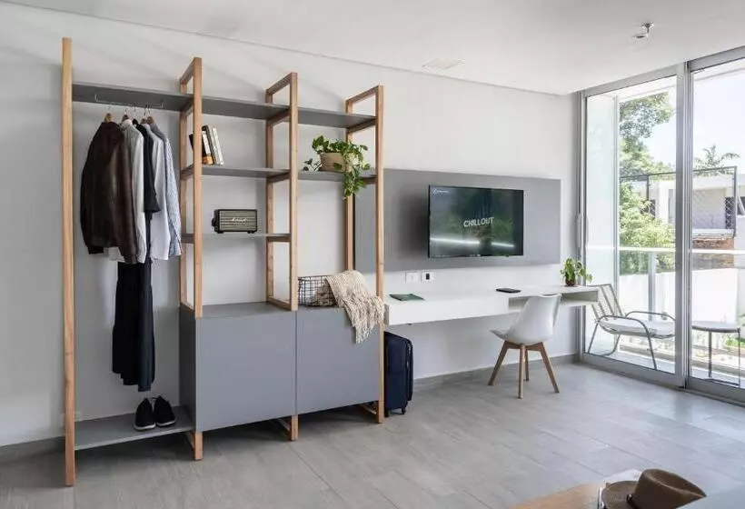 هتل Zt Coliving And