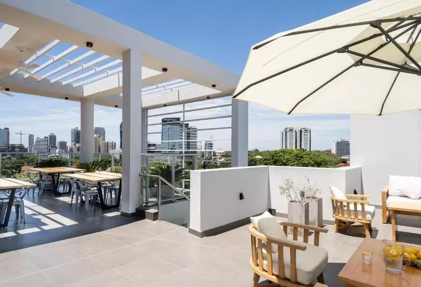 هتل Zt Coliving And