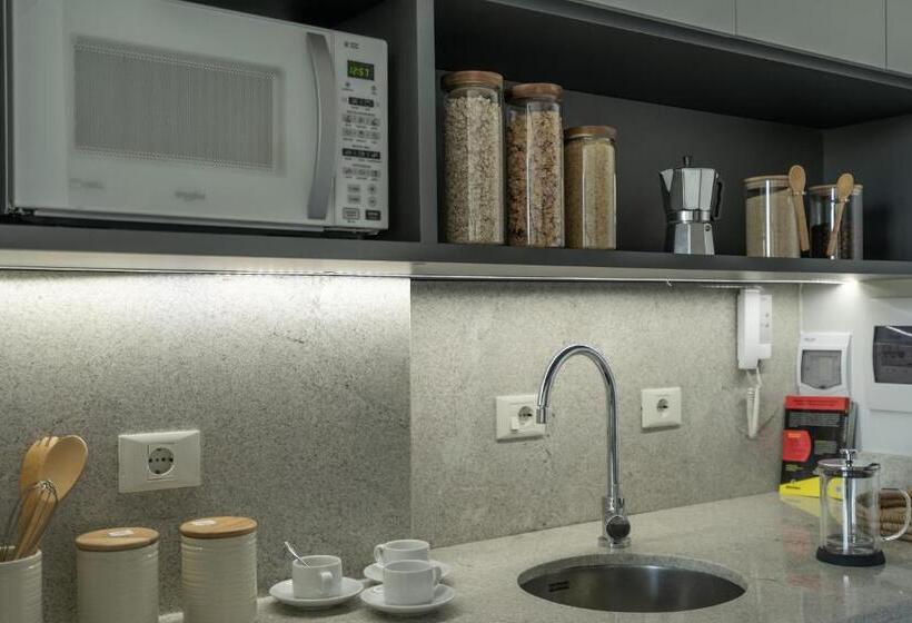 هتل Zt Coliving And