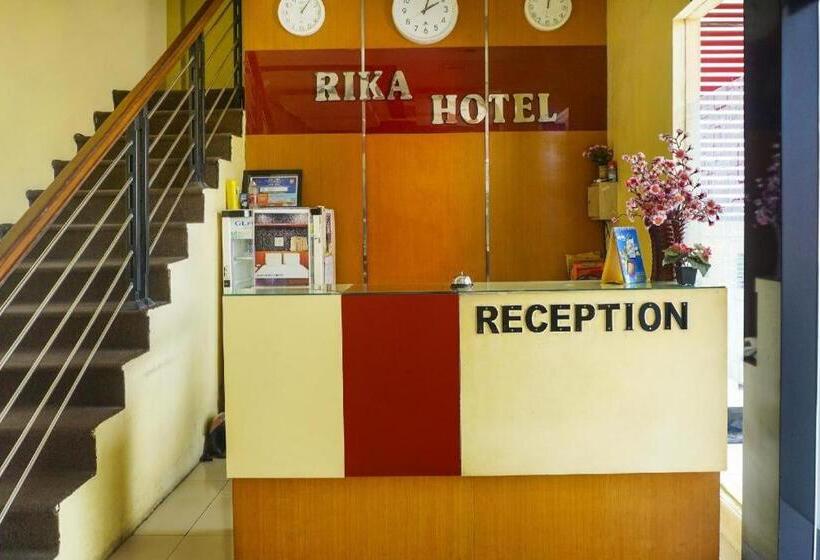 Oyo 91245 Rika Hotel Makassar