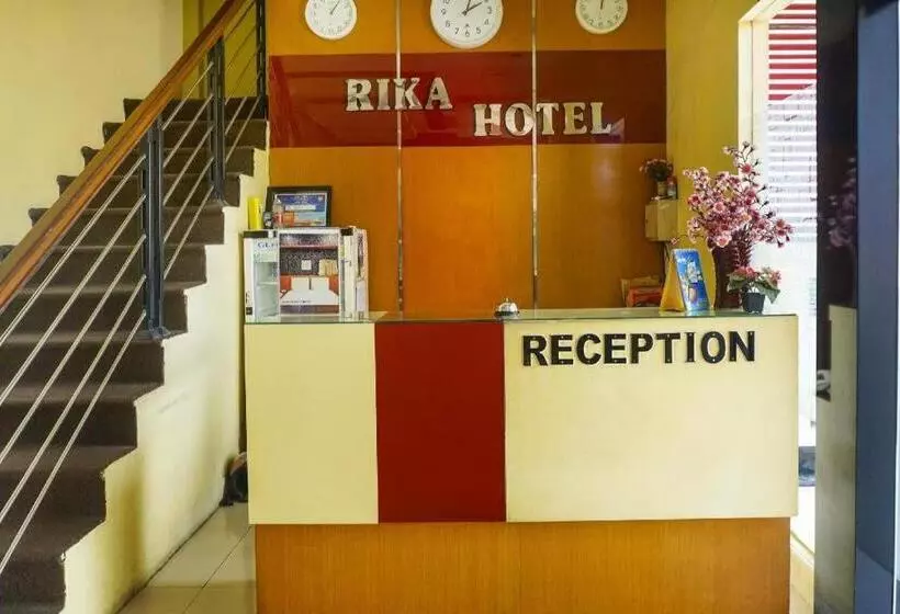 Oyo 91245 Rika Hotel Makassar