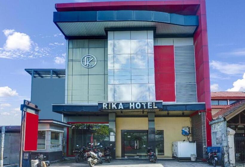 Oyo 91245 Rika Hotel Makassar