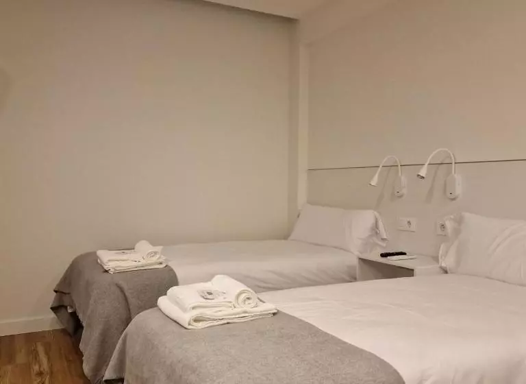 ペンション Alojamientos Cando