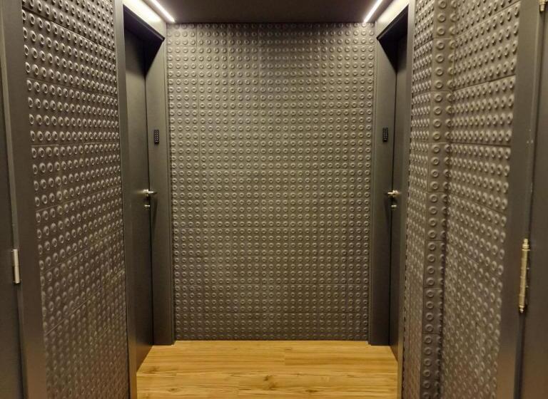 پانسیون Alojamientos Cando