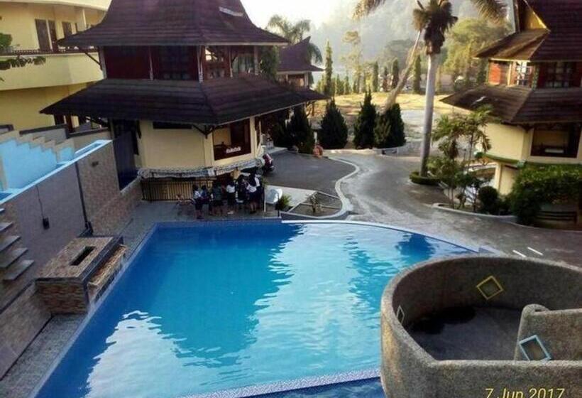 Sapadia Hotel Parapat