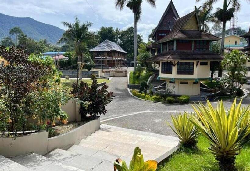 Sapadia Hotel Parapat