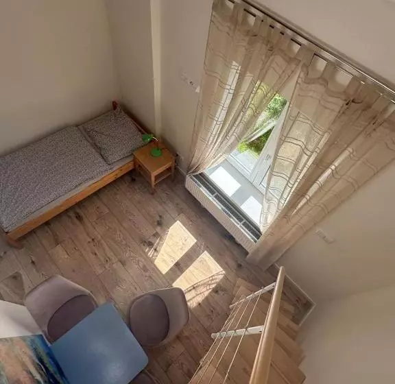 Tkalcovna U Zlatého Potoka