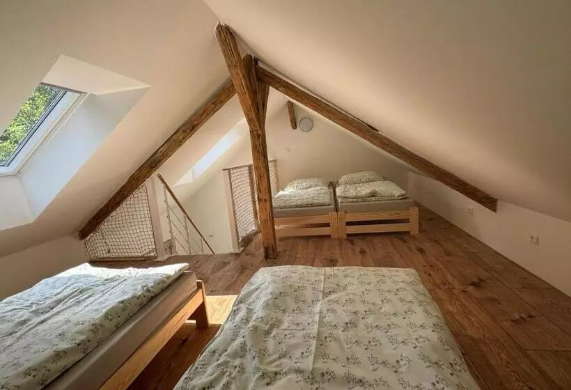 Tkalcovna U Zlatého Potoka