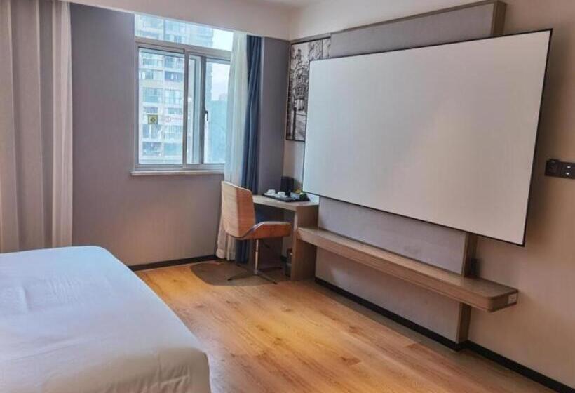 Vx Hotel Wuhan Optics Valley Yangjia Bay Metro Station