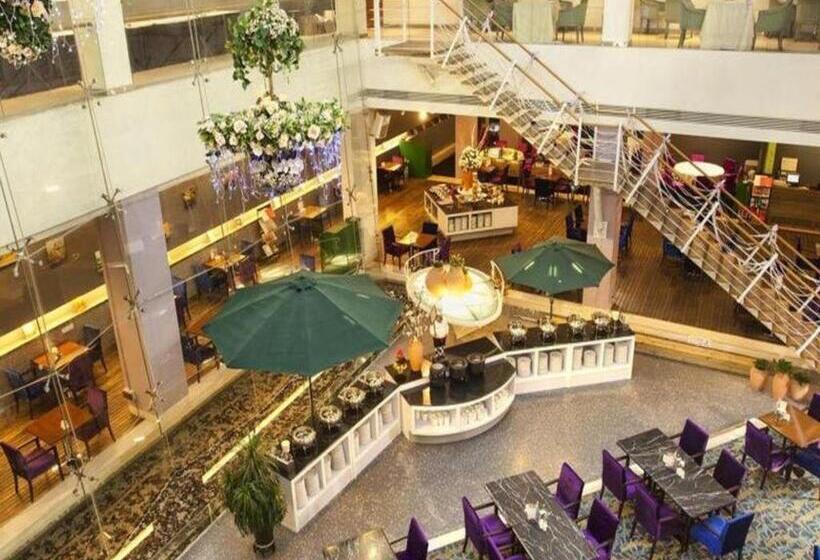 Catic Hotel Adjacent Buliding