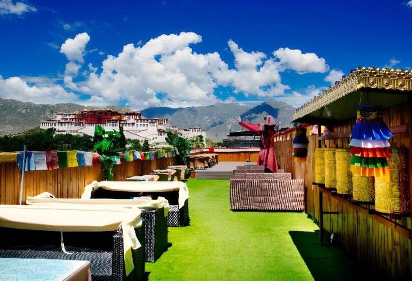 Отель City Comfort Inn Lhasa Potala Palace Scenic View