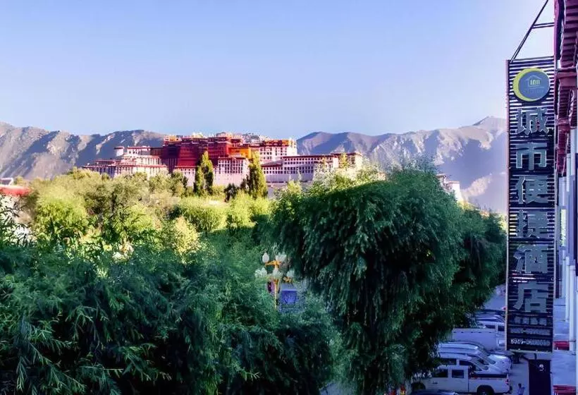 Hotelli City Comfort Inn Lhasa Potala Palace Scenic View