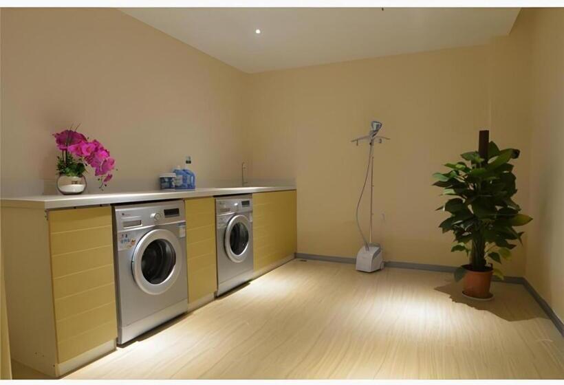 Hotel City Comfort Inn Wuhan East Lake Scenic Area Happy Valley