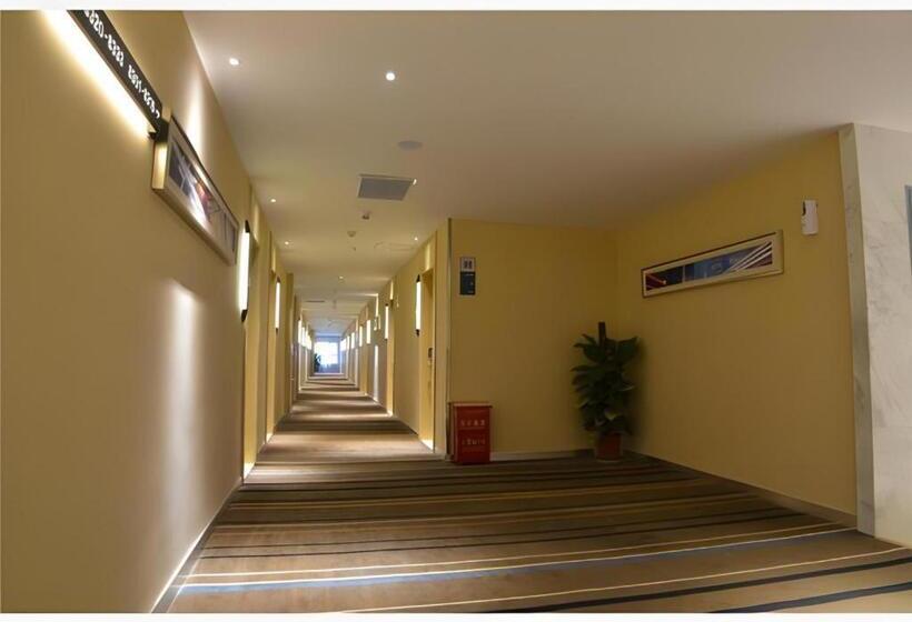 Hotel City Comfort Inn Wuhan East Lake Scenic Area Happy Valley