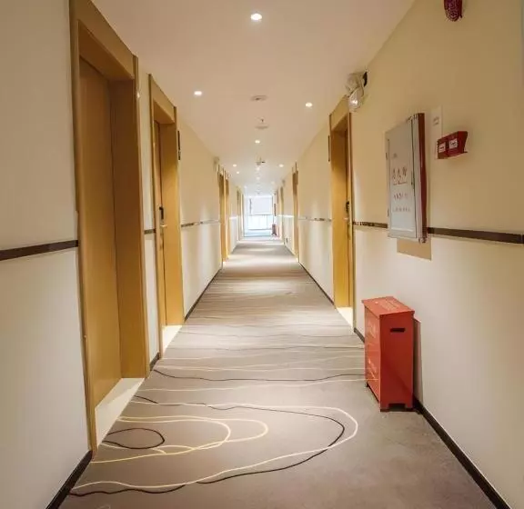 Hotelli City Comfort Inn Yangjiang High Tech Zone Pinggang