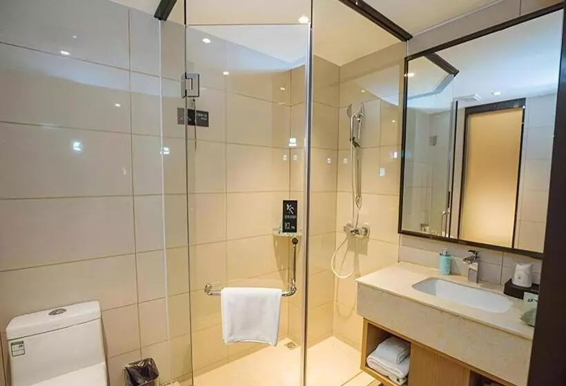 Hotelli City Comfort Inn Yangjiang High Tech Zone Pinggang