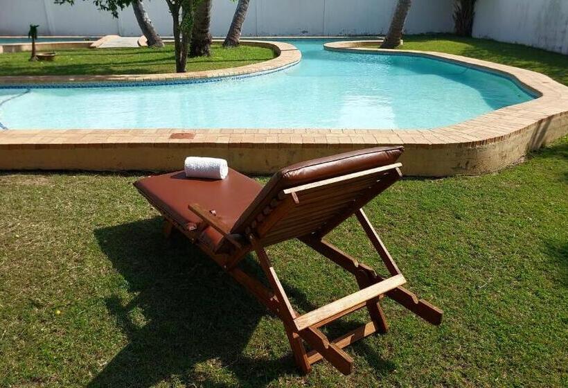 هتل Inhambane