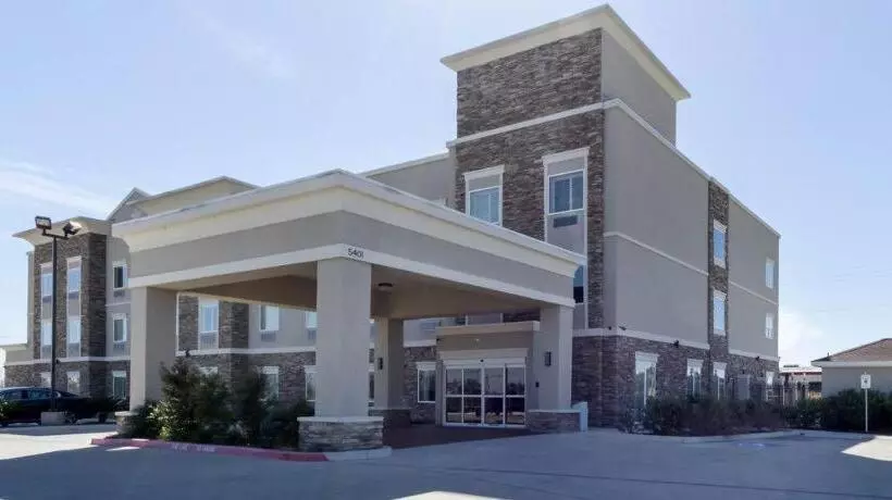 ホテル Quality Inn & Suites Victoria East