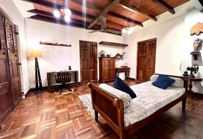 Aamiaismajoitus (B&B) Svarna