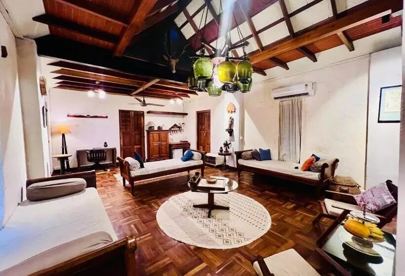 Aamiaismajoitus (B&B) Svarna