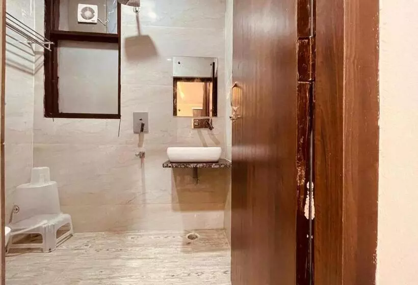 Aamiaismajoitus (B&B) Wooib Hotels, Haridwar