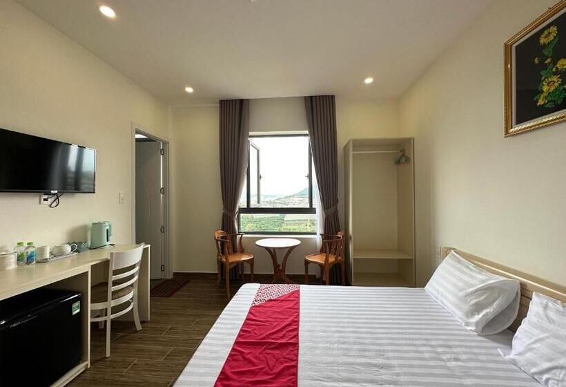 هتل Capital O 1208 Phong Van Villa