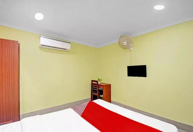 هتل Oyo Tower Shanavi Inn
