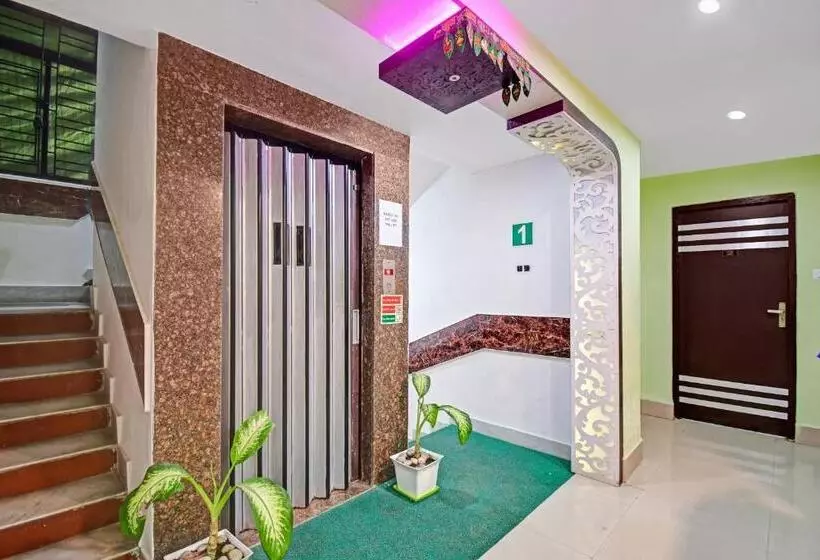 هتل Oyo Tower Shanavi Inn