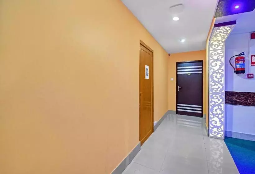 هتل Oyo Tower Shanavi Inn