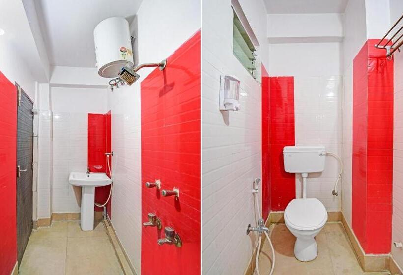 酒店 Oyo Tower Shanavi Inn