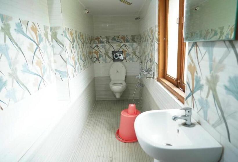 酒店 Sea Side Guest House Vizag