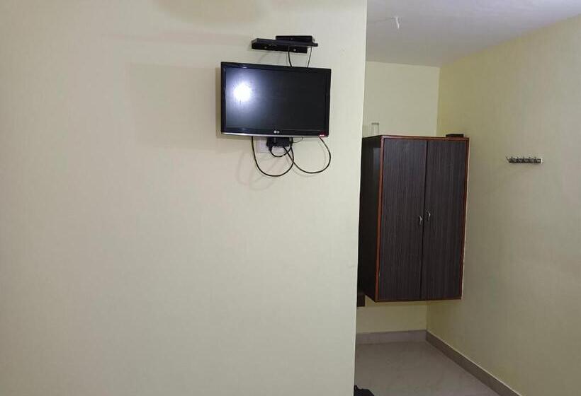 فندق Vishnu Residency