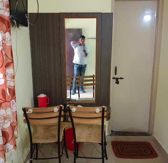 فندق Vishnu Residency